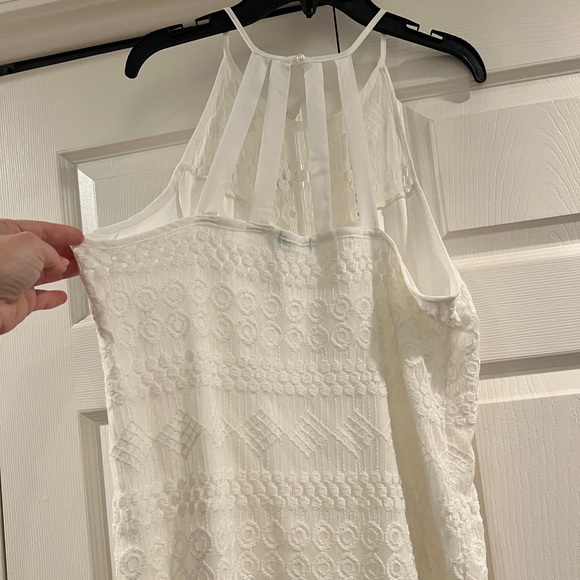 Lace tank top - Picture 2 of 3